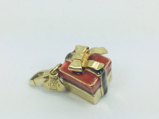 18k Yellow Gold Rosato Present Pendent