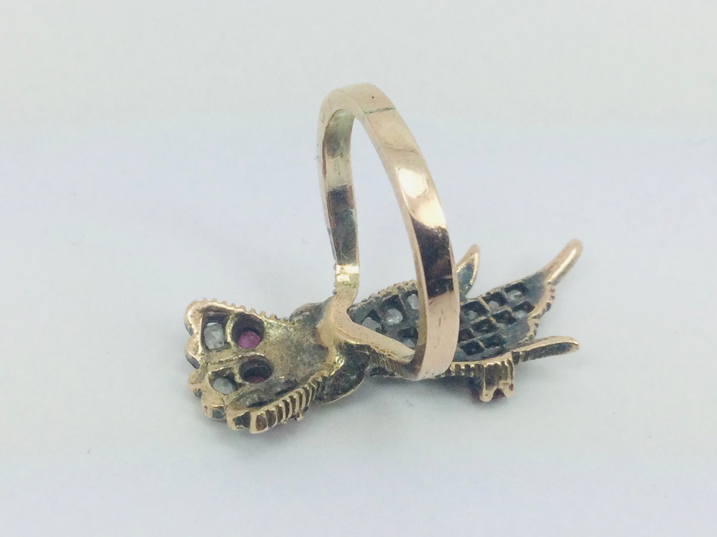 Vintage 10k Yellow Gold Round Cut 40pt Diamond & 28pt Ruby Hand Ring