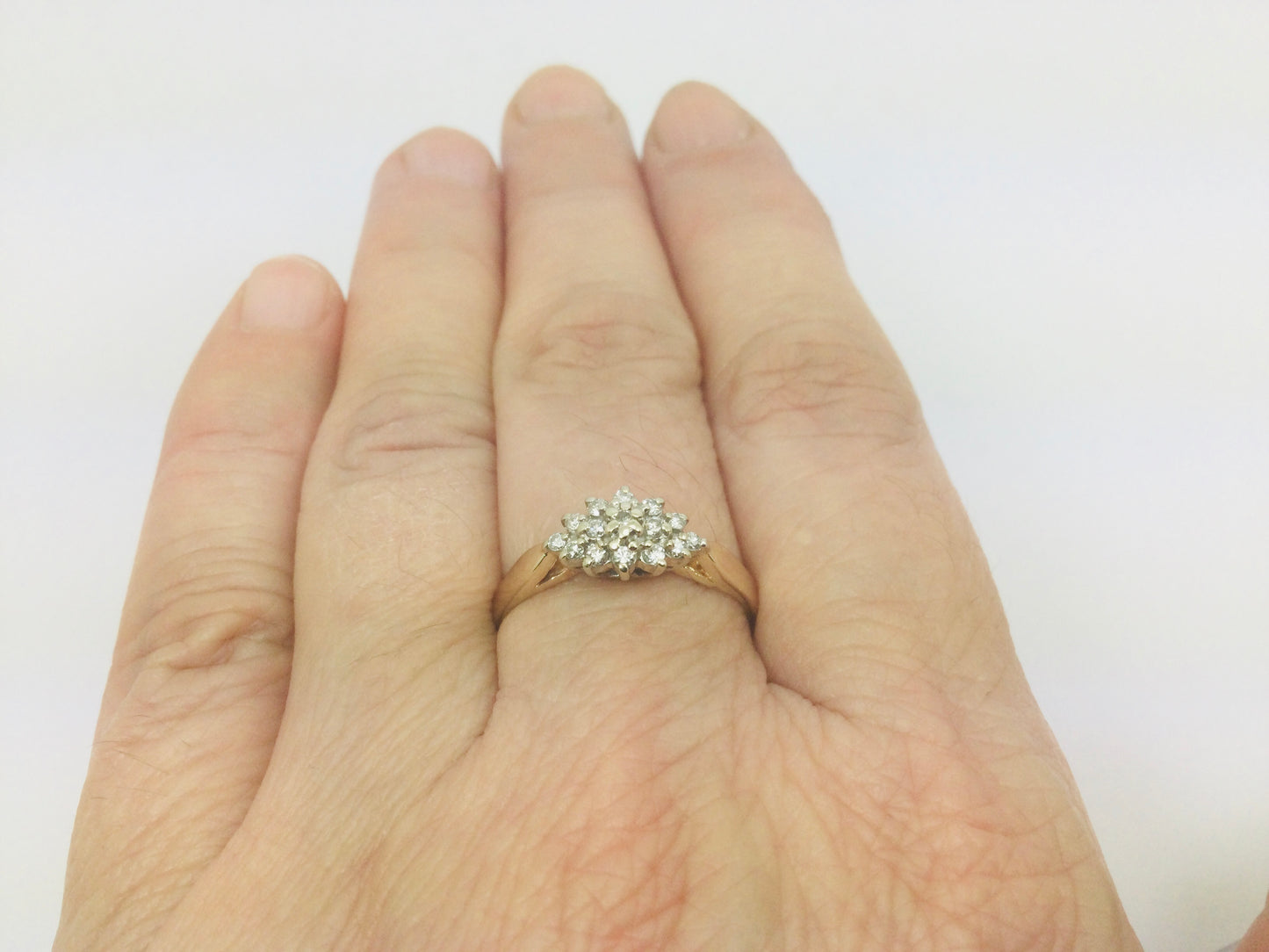 14k Yellow Gold Round Cut 0.25ct Diamond Cluster Ring