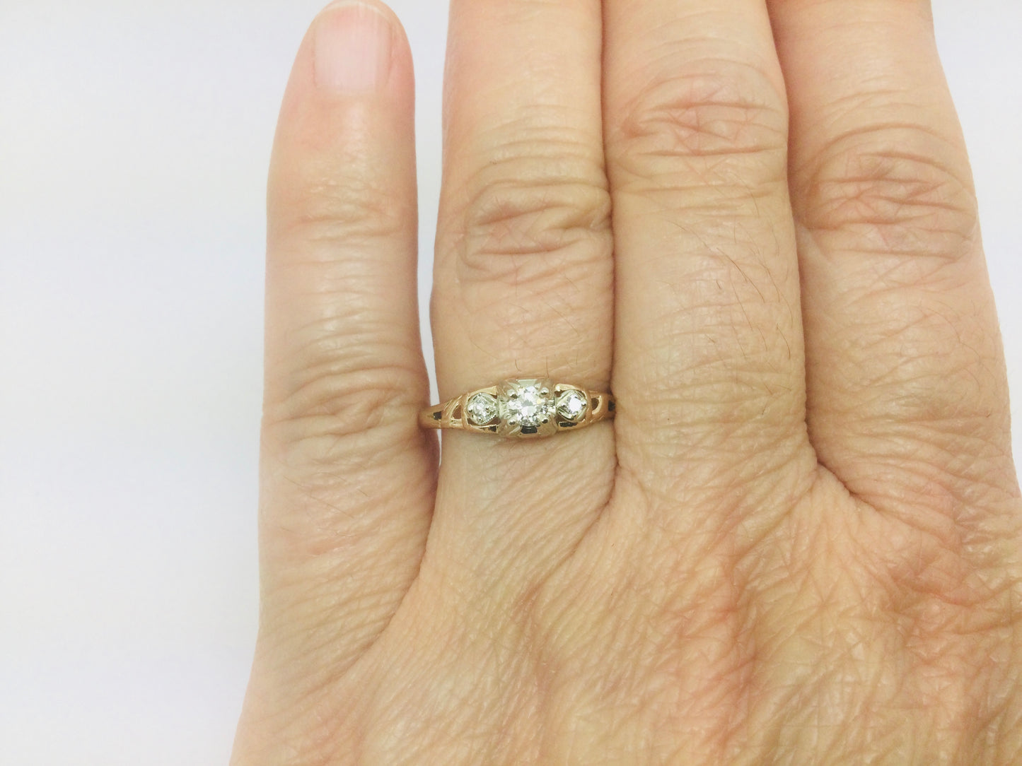 14k Yellow Gold Round Cut 0.15ct Diamond with Diamond Accent Ring