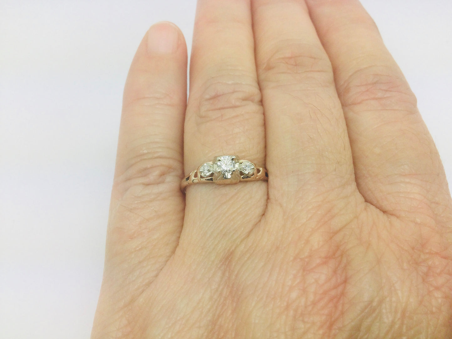 14k Yellow Gold Round Cut 0.15ct Diamond with Diamond Accent Ring