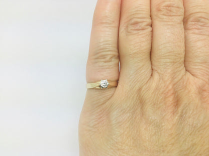 14k Yellow Gold Round Cut 16pt Diamond Solitaire Ring