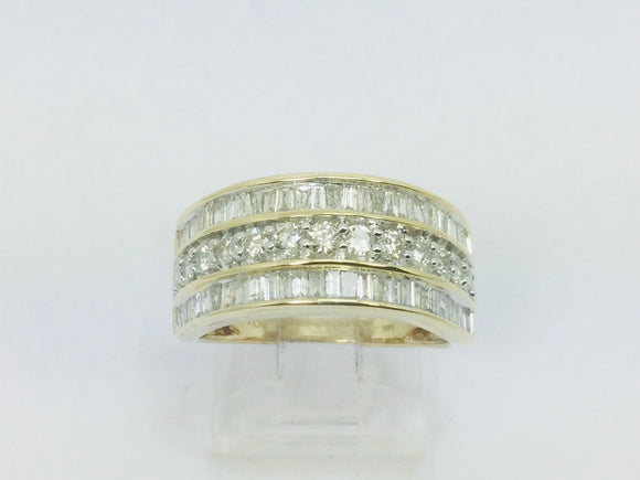 14k Yellow Gold 1.5ct Round and Baguette Cut Diamond Row Set Ring