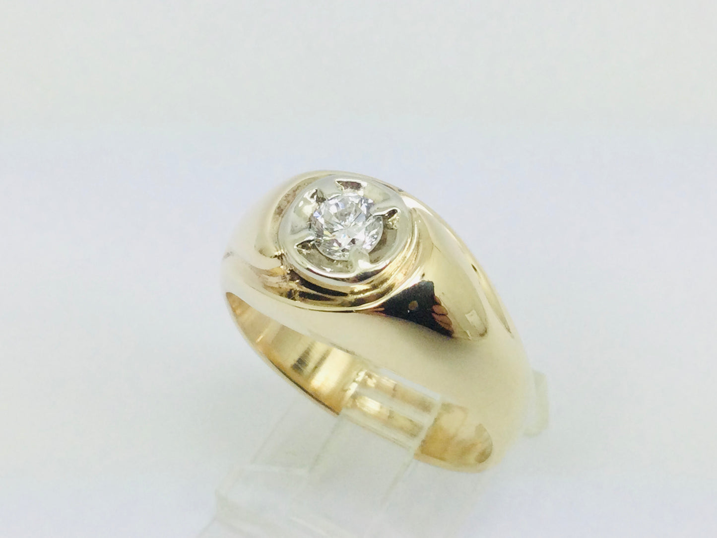 14k Yellow Gold Round Cut 0.32ct Diamond Solitaire Ring