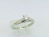 18k White Gold Round Cut 15pt Diamond Solitaire Ring