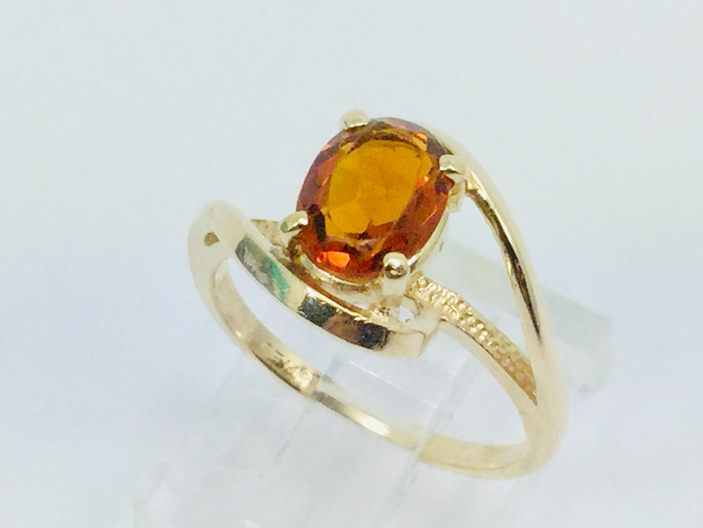 14k Yellow Gold Oval Cut Citrine November Birthstone Ring