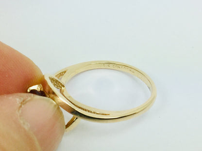 14k Yellow Gold Oval Cut Citrine November Birthstone Ring