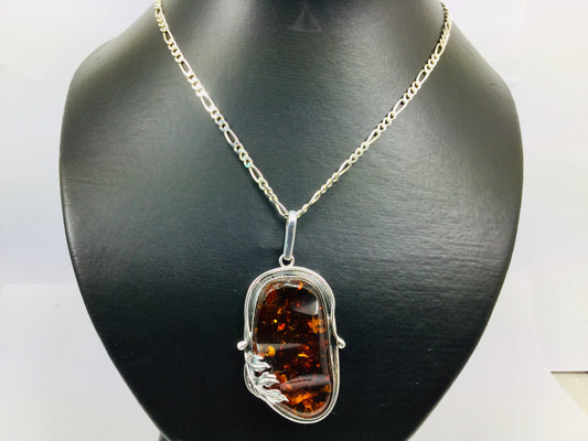Sterling Silver Amber Leaf Pendent and Chain