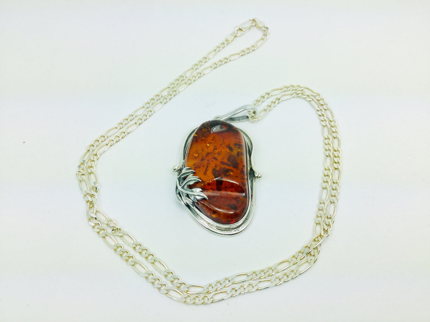 Sterling Silver Amber Leaf Pendent and Chain