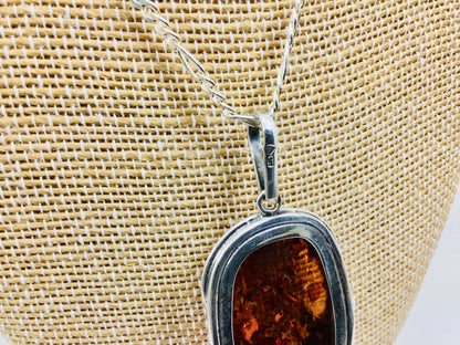 Sterling Silver Amber Leaf Pendent and Chain