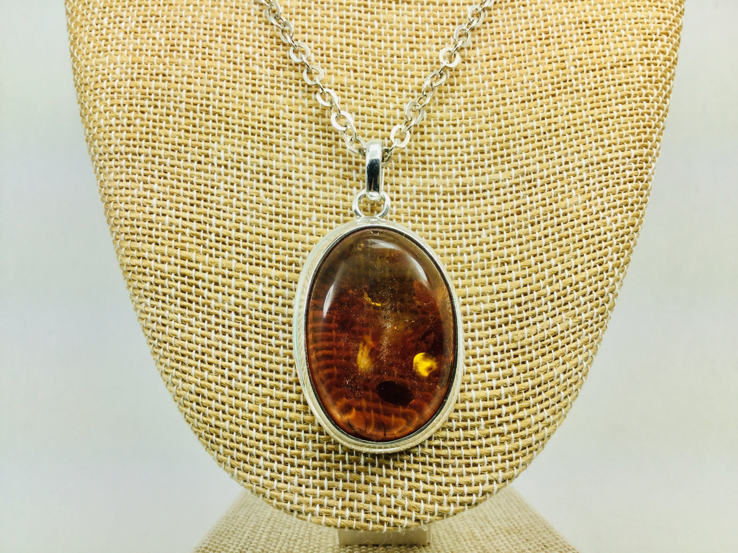 Sterling Silver Amber Pendent and Chain Necklace