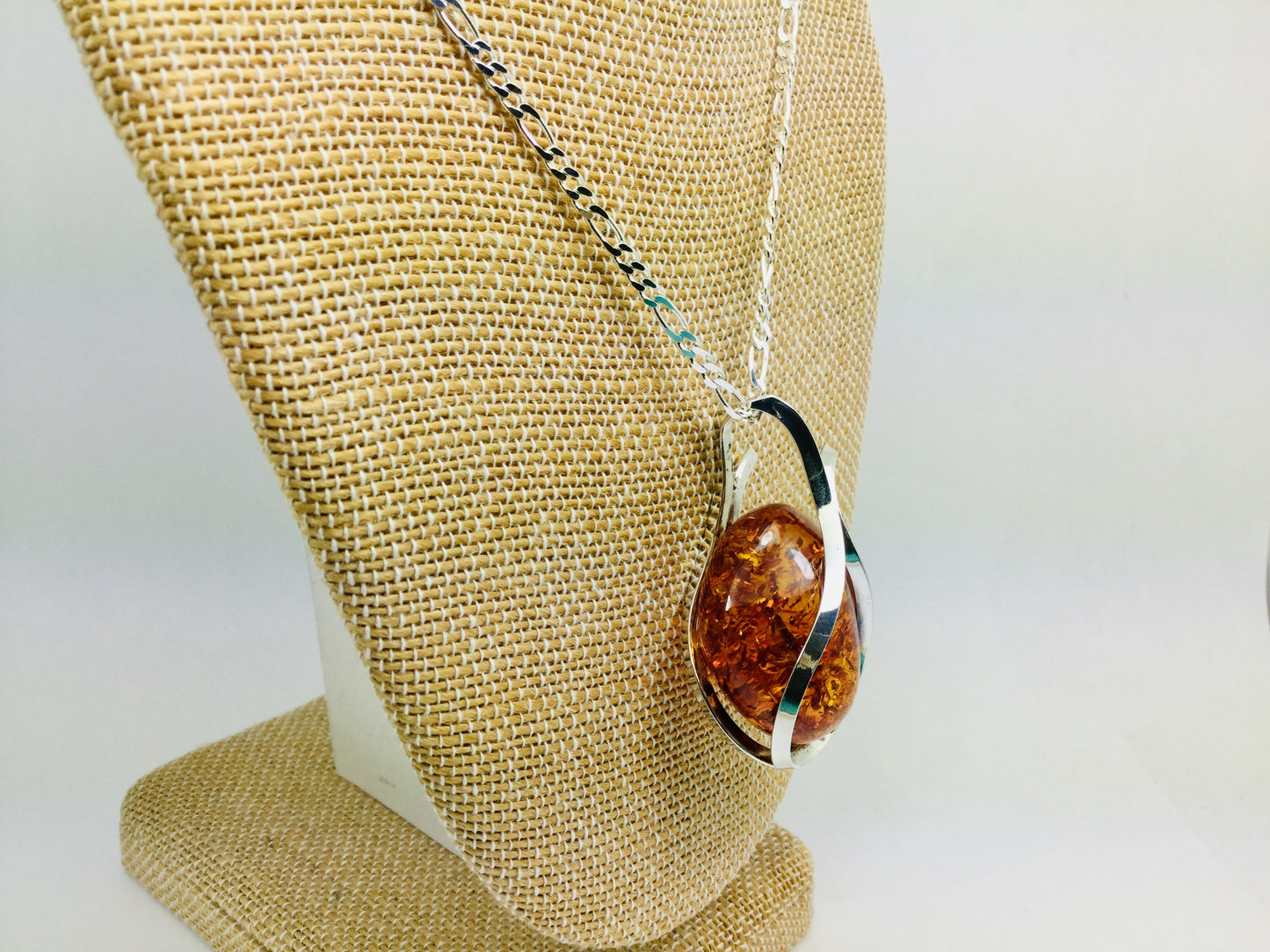 Sterling Silver Amber Pendent and Chain Necklace
