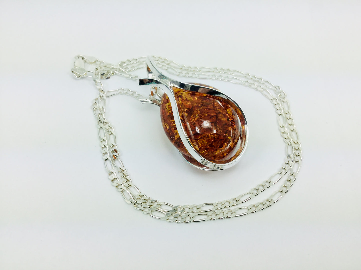 Sterling Silver Amber Pendent and Chain Necklace