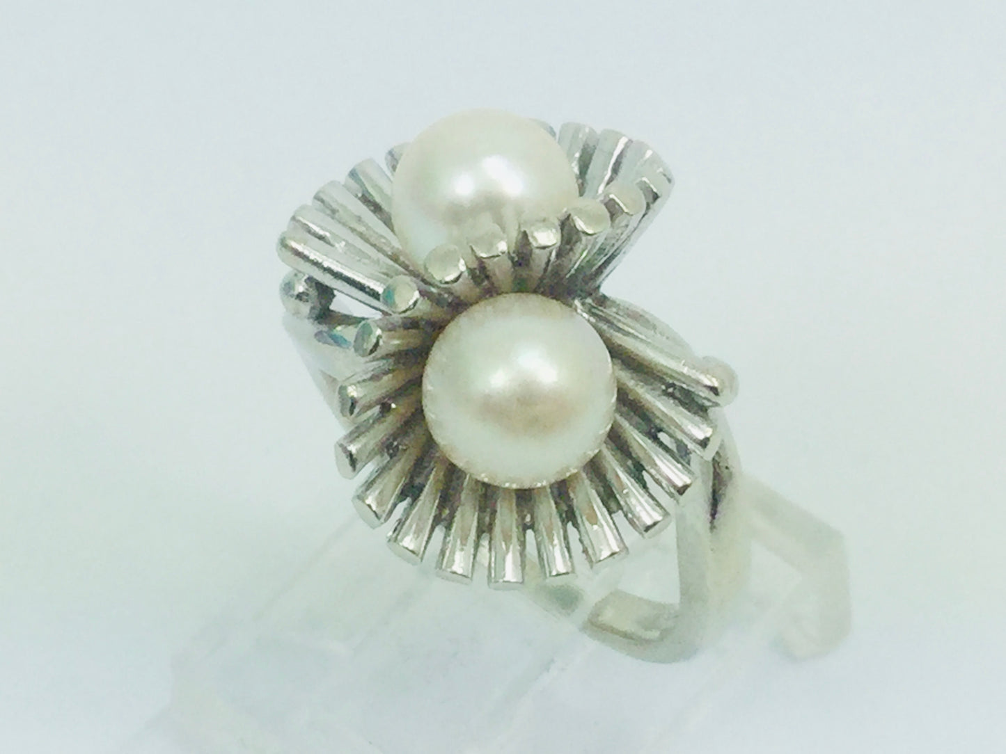 14k White Gold Genuine Pearl June Birthstone Cocktail Ring