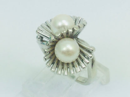 14k White Gold Genuine Pearl June Birthstone Cocktail Ring