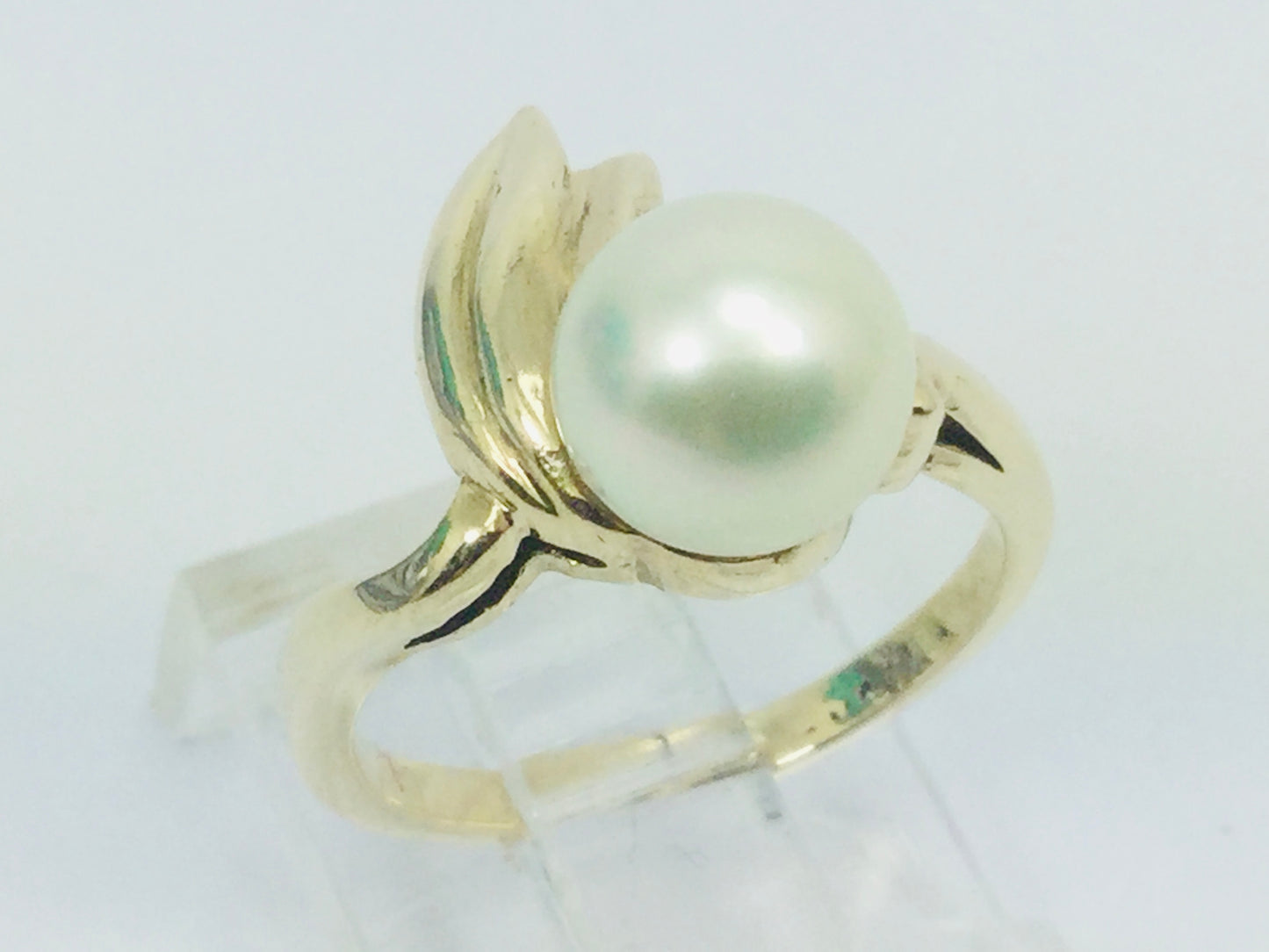 10k Yellow Gold Genuine Pearl June Birthstone Cocktail Ring