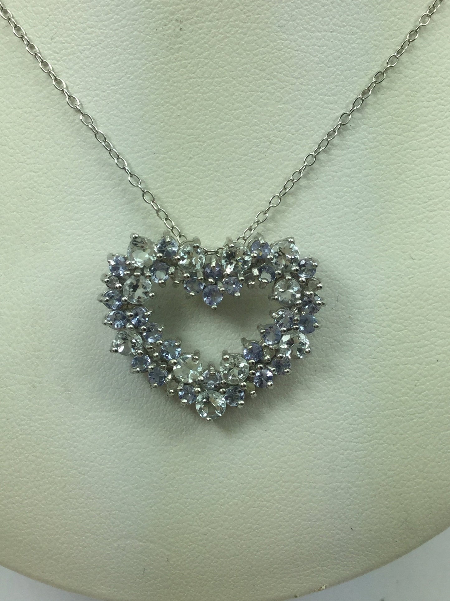 Silver 1.8 ct Aquamarine & Tanzanite Necklace