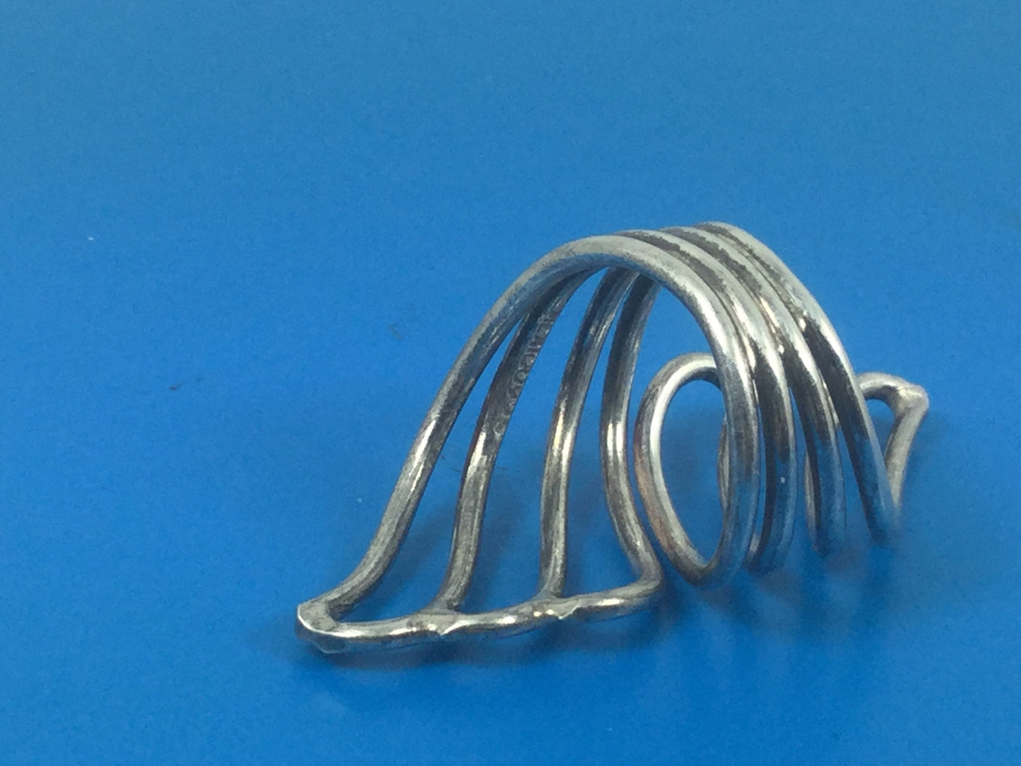 Silver Swirl Design Finger Ring